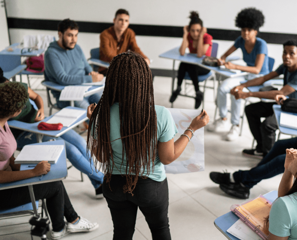 Why Credit Literacy Is Important for Black and Hispanic Students