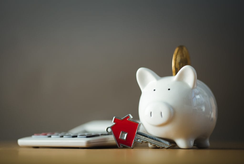 How to Prioritize Paying Down Debt vs. Savings