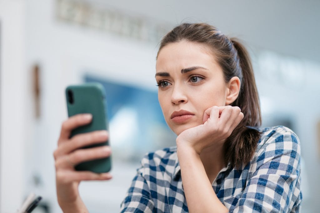 Promises of “Easy Money”? Don’t Fall for a Card-Cracking Scam