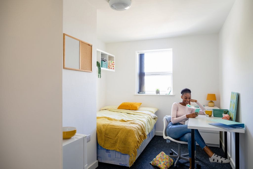 Dorm Budgeting Tips: What’s Worth Buying in College